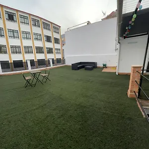 https://apartamentos-la-hormiguita.es-andalucia.com